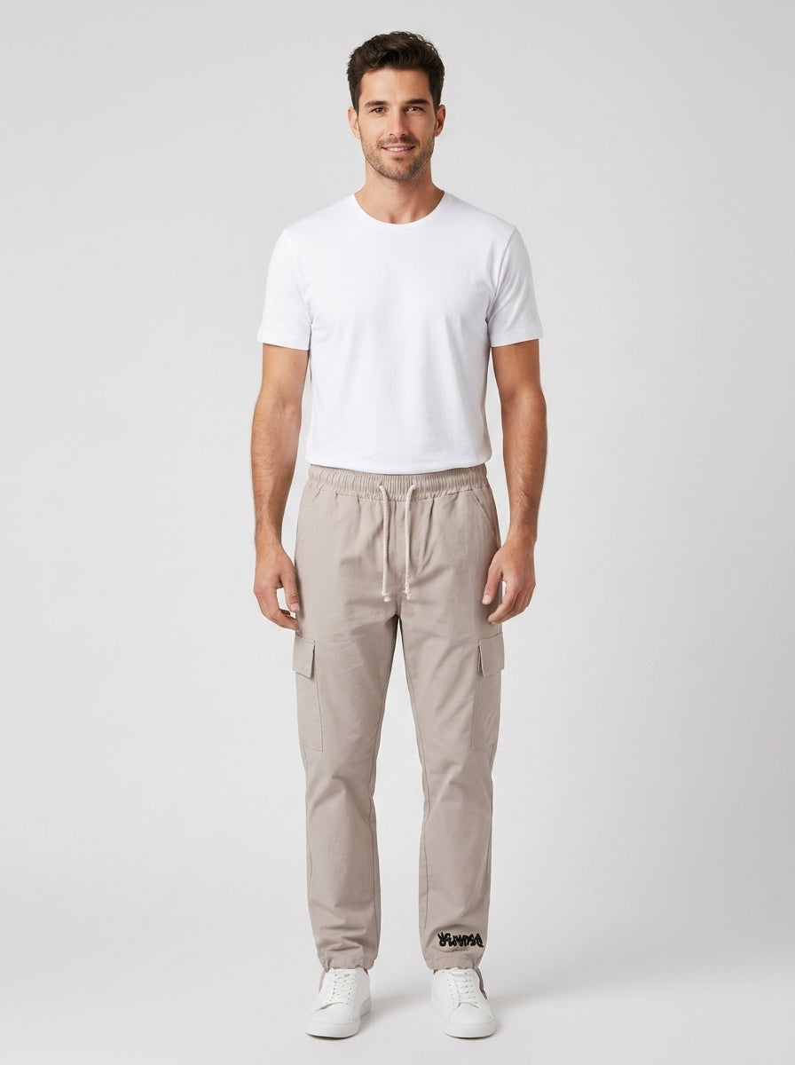 Pantaloni 24EDS54244 GABARDINE CARGO - foto indossata