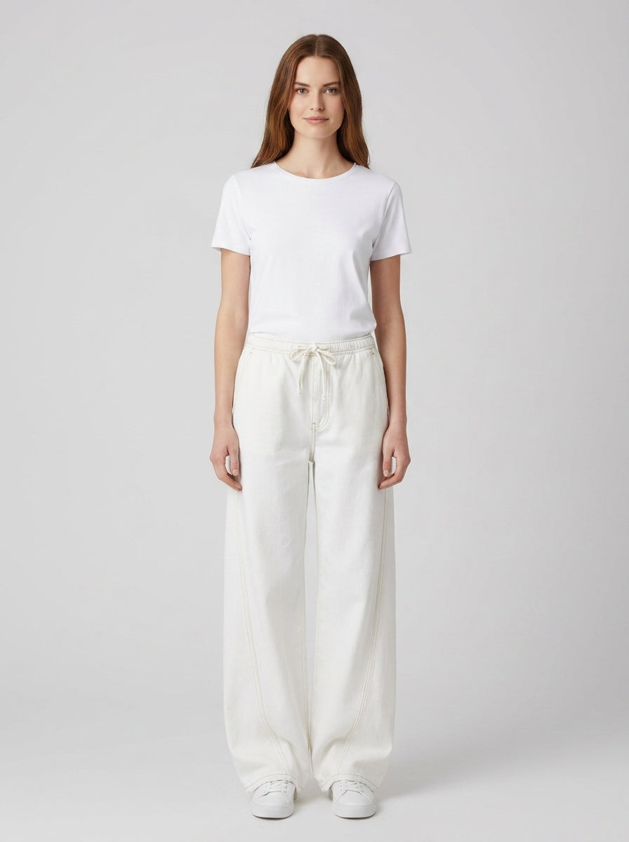 Pantaloni Guess W6GA2JD5NW2 GJ LR JOGGER TWISTED EXSTRAWIDE - foto indossata