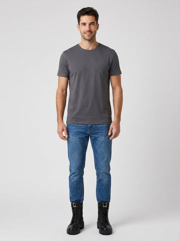T-shirt D9M204480 BASIC T-SHIRT - foto indossata