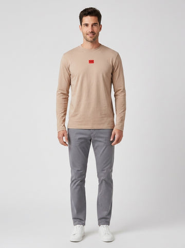 T-shirt DIRAGOTO - foto indossata