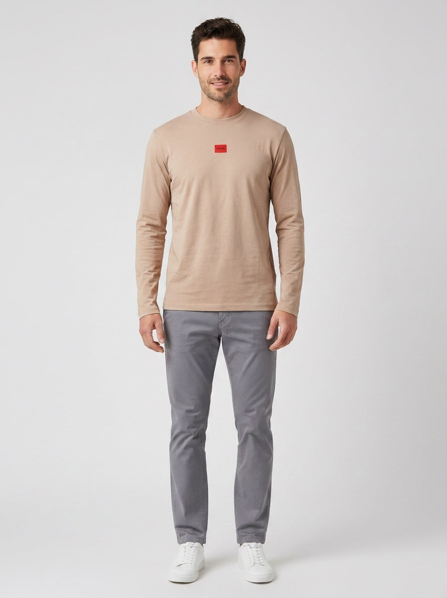 T-shirt DIRAGOTO - foto indossata