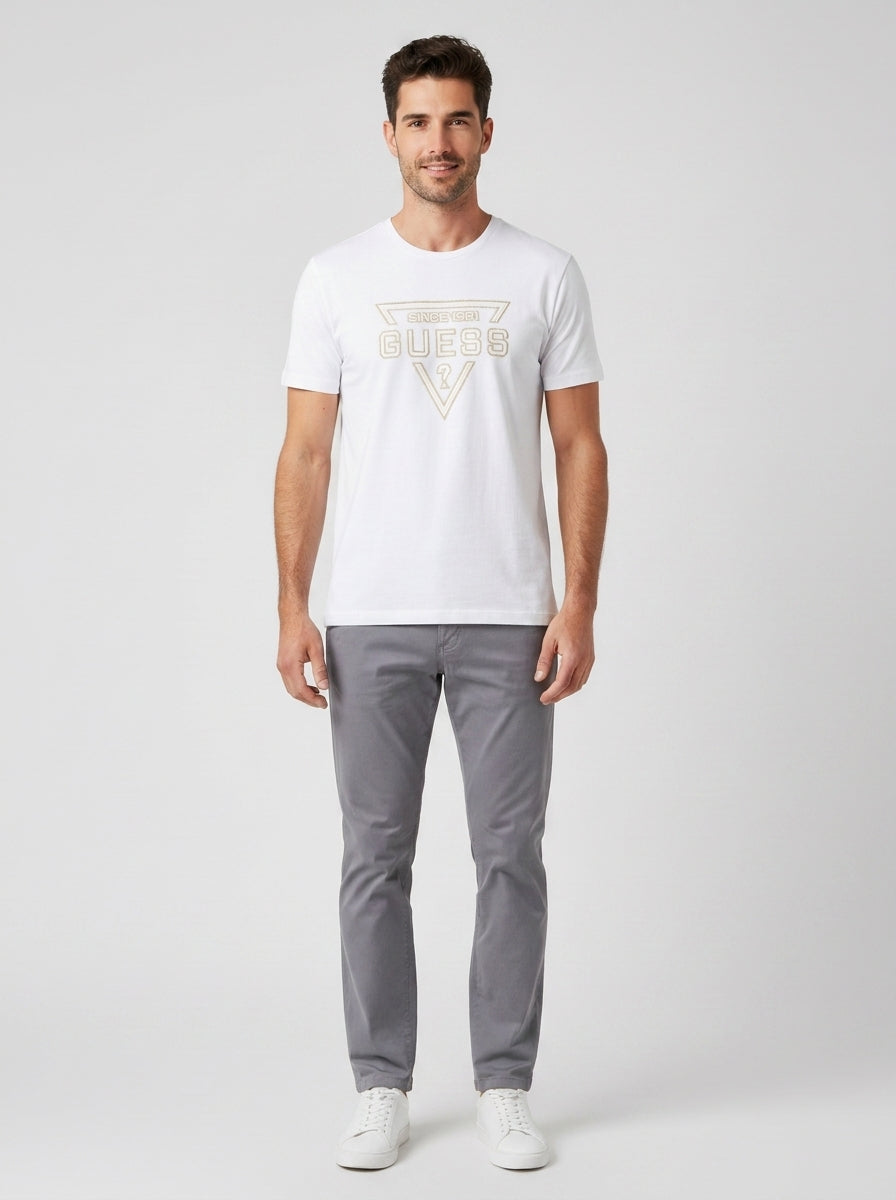 T-shirt Guess M6RI09I3Z14 SS BSC PAINTED TRIANGLE - foto indossata