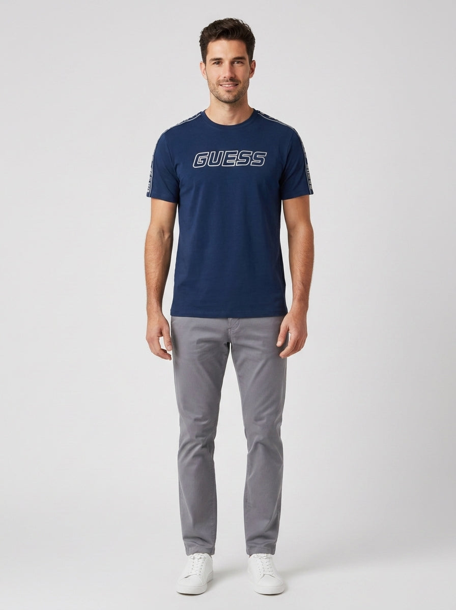 T-shirt Guess Z4GI18J1314 ARLO CN T-SHIRT - foto indossata