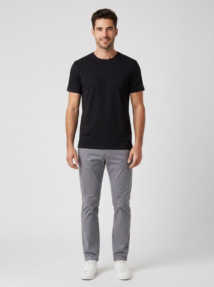 T-shirt LOGO RICAMATO T-SHIRT SLIM - foto indossata