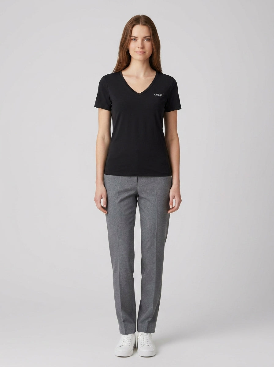 T-shirt NEW CARRIE SS T-SHIRT V NECK - foto indossata