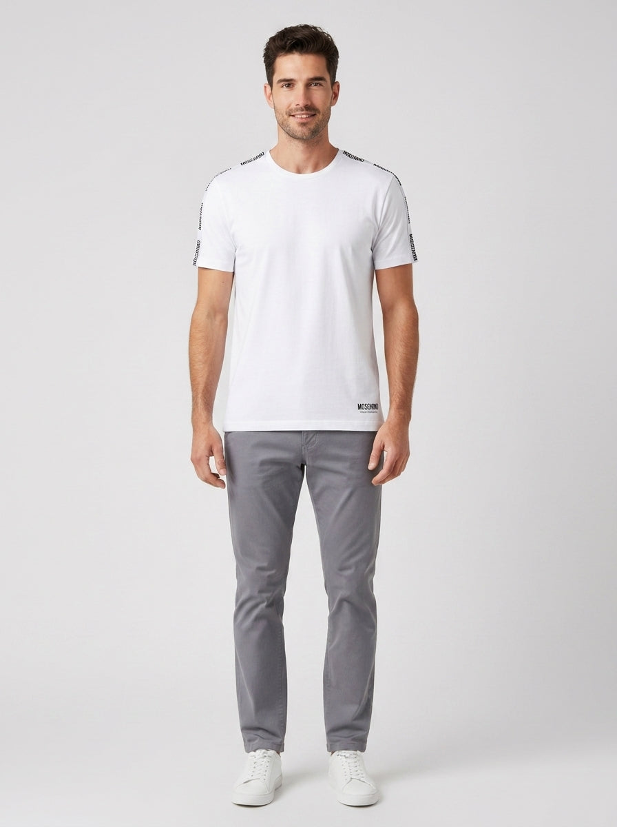T-shirt V1A0704 MEN - foto indossata