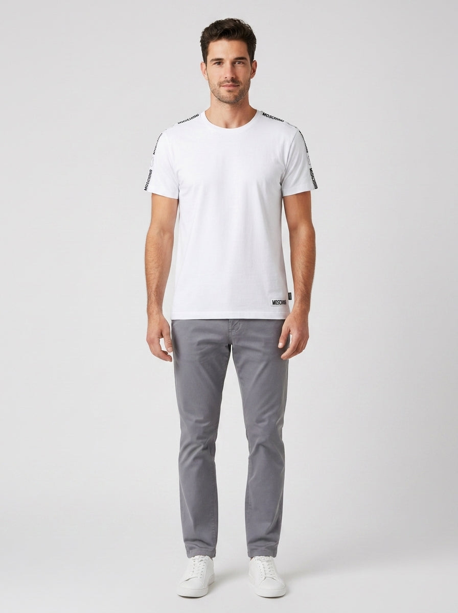 T-shirt V1A071 4406 T-SHIRT - foto indossata
