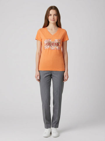 T-shirt VN LOGO FLOWERS TEE - foto indossata