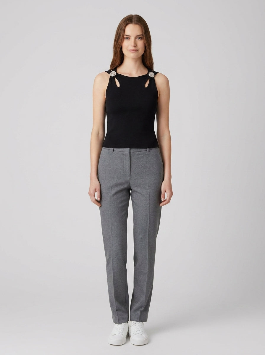 Top ZAMA CUT OUT DETAILS CROP TOP - foto indossata
