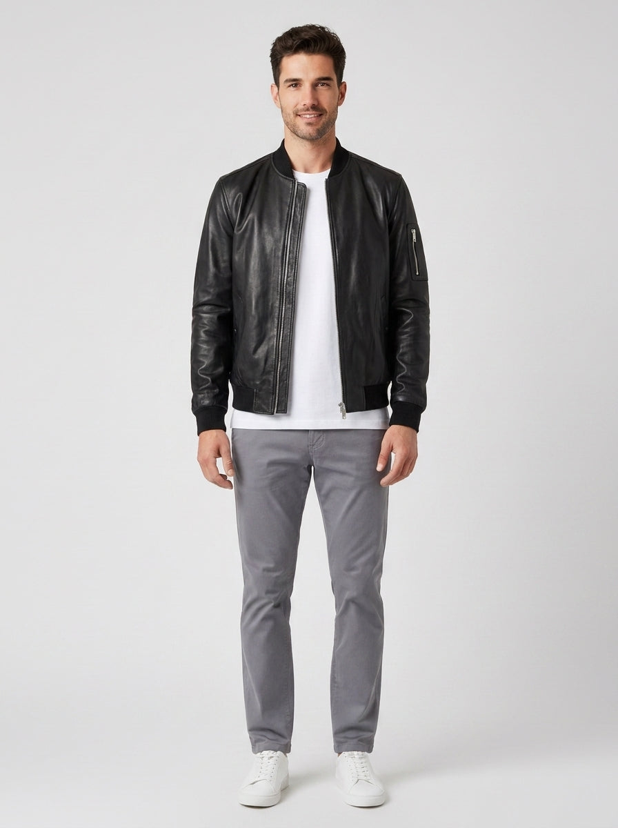 UMA25452GB3C REAL LEATHER BOMBER GR - foto indossata