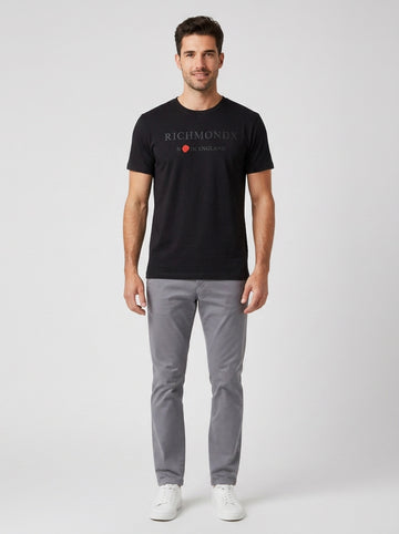 UMP26020TS T-SHIRT SAKANTA - foto indossata