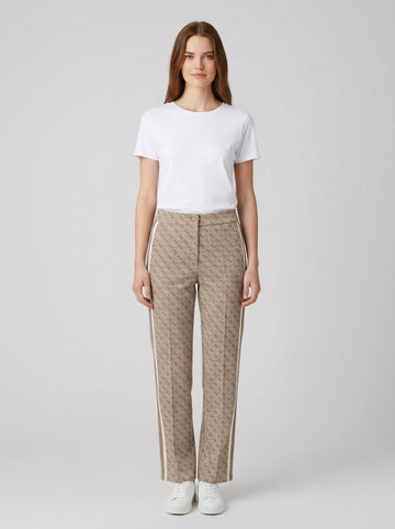V6GB04K2955 4G JACQUARD STRAIGHT - foto indossata