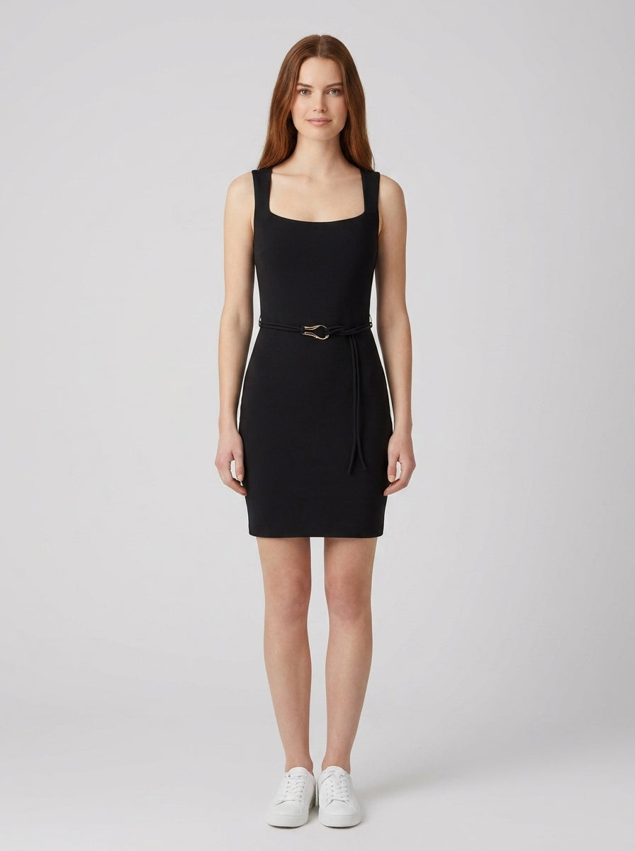 Vestiti Guess EVELINE NEW HALTER NECK LONG - foto indossata