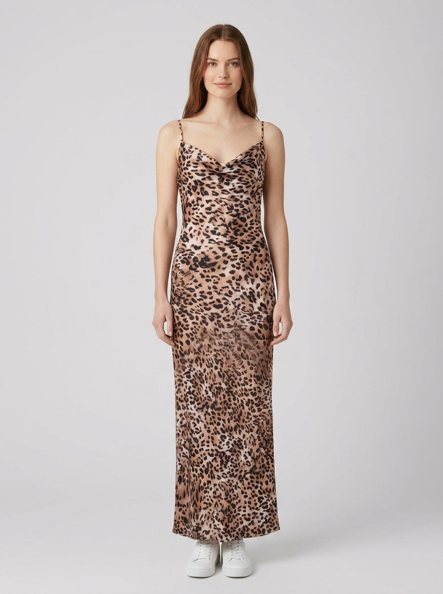 Vestiti NEW AKILINA DRESS - foto indossata